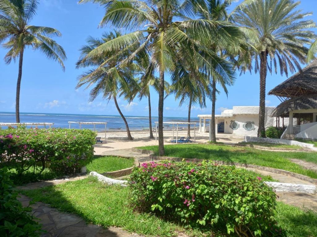 Villa White Lion à Malindi Extérieur photo